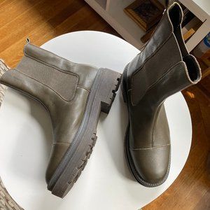 Sam Edelman wellington lug sole Chelsea Boot in Olive green size 10.5